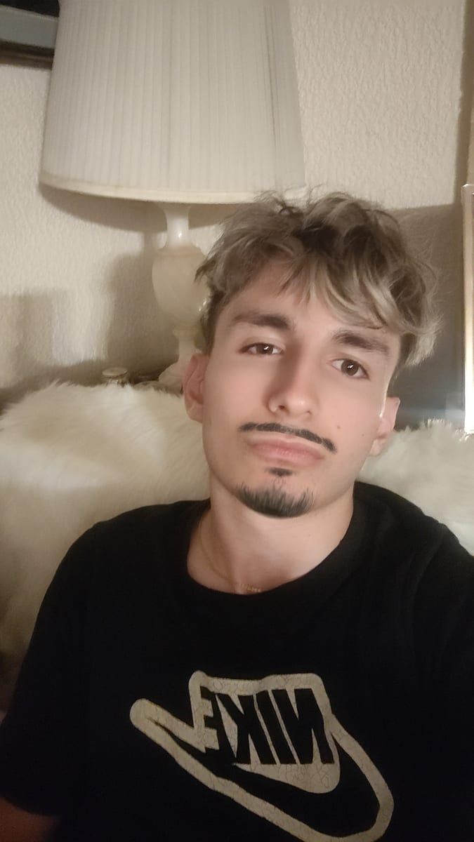 Profil de Maelik, 25 ans, Annonces gay arabe à Ecuvillens (Fribourg)