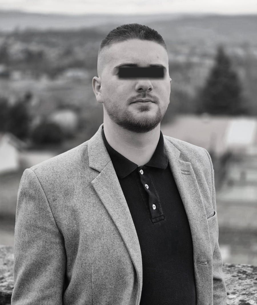 Profil de Elorn, 32 ans, Annonces gay à Corminboeuf (Fribourg)