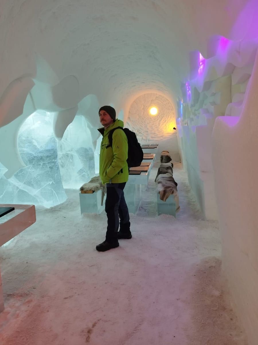 Zion - Annonces gay à Domdidier Profil de Zion, 26 ans, Annonces gay à Domdidier (Fribourg)
