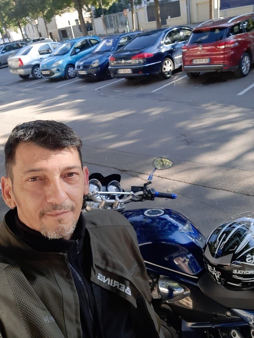 Profil de Reagan, 34 ans, Annonces gay à Magnedens (Fribourg)