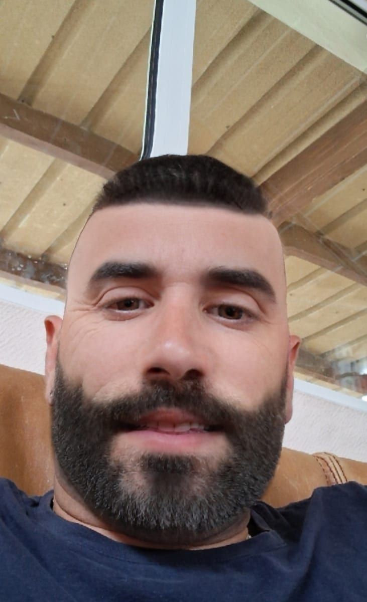 Profil de Adam, 45 ans, Annonces gay à Farvagny-le-Grand (Fribourg)
