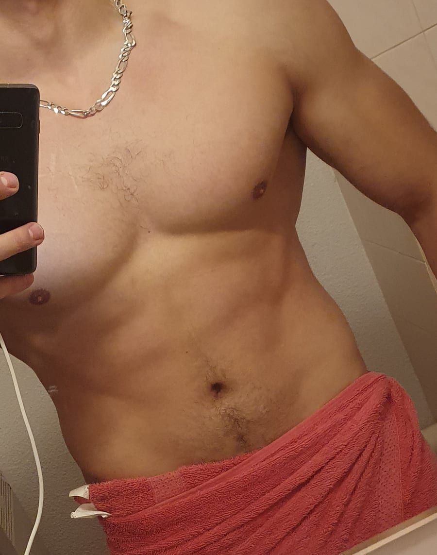 Jérémy - Annonces gay à Domdidier Profil de Jérémy, 33 ans, Annonces gay à Domdidier (Fribourg)