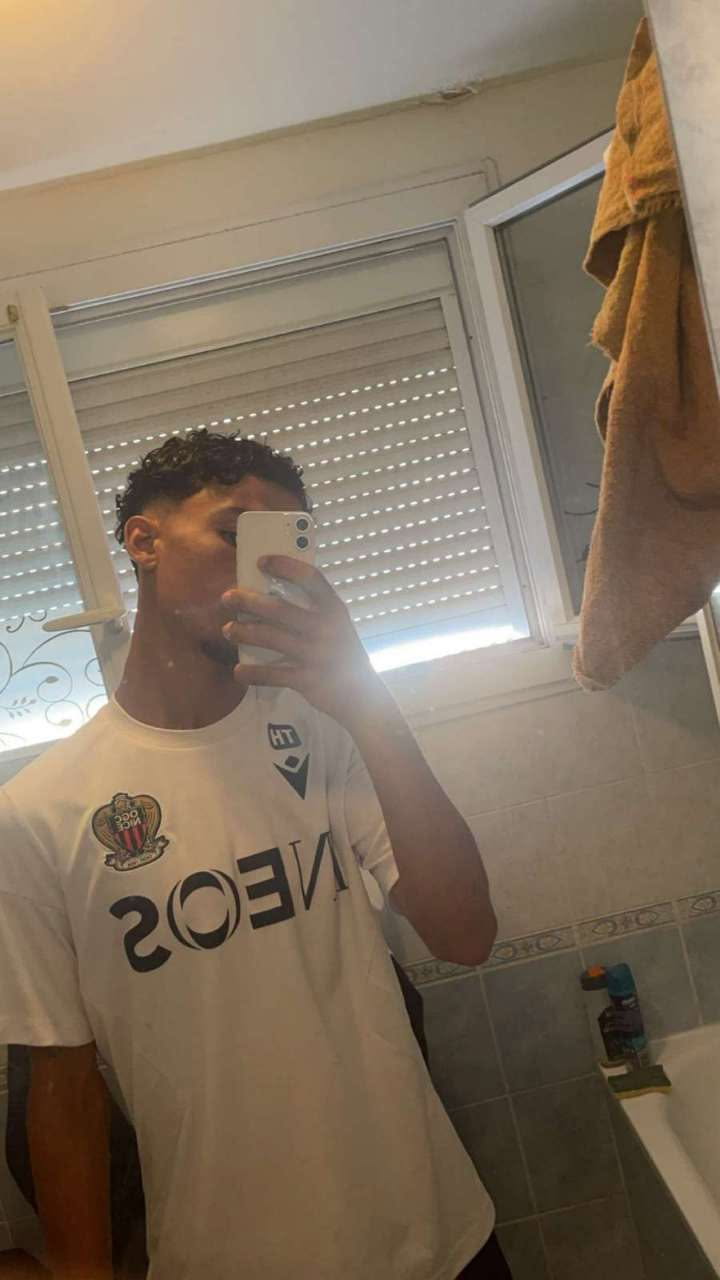 Profil de Zackarya, 40 ans, Annonces gay à Flamatt (Fribourg)
