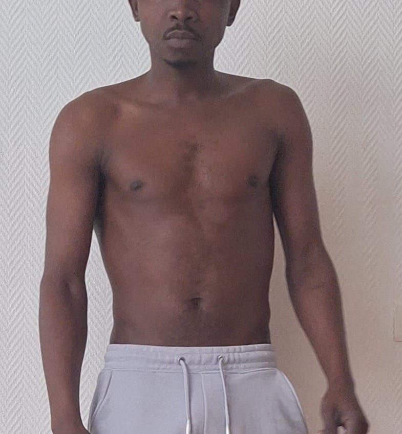 Profil de Kyeran, 35 ans, Annonces gay à Barberêche (Fribourg)