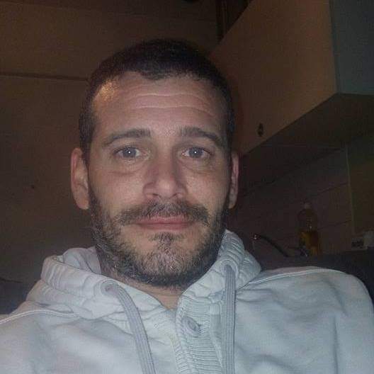Profil de Philippe, 40 ans, Annonces gay à La Joux FR (Fribourg)