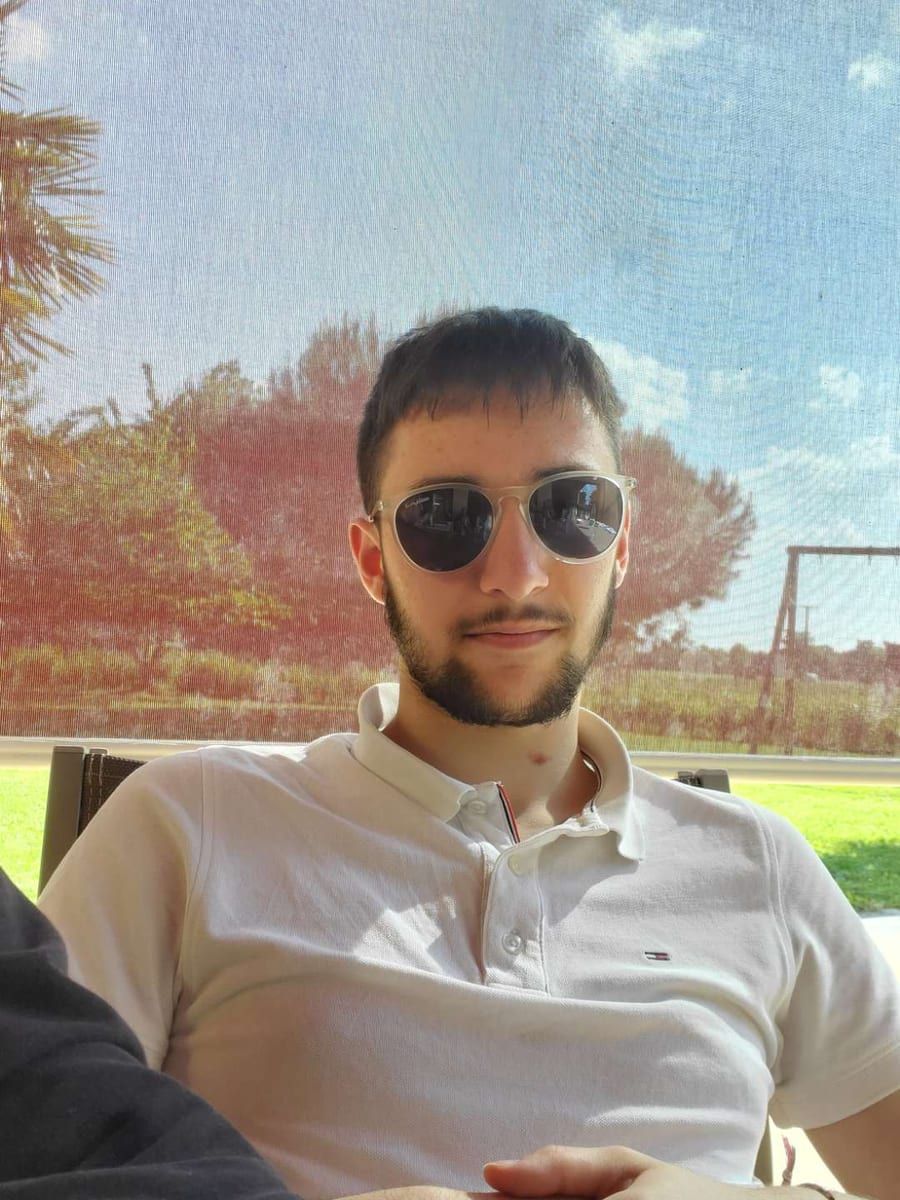 Profil de Aldrik, 31 ans, Annonces gay à Promasens (Fribourg)