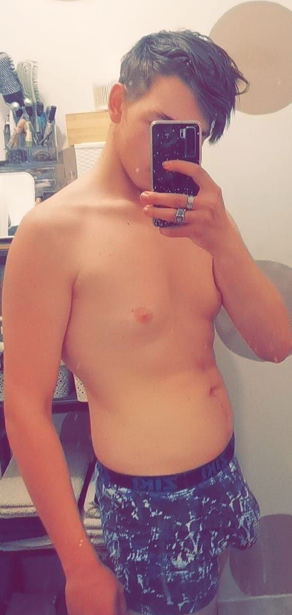 Profil de Ilyess, 30 ans, Annonces gay à Grolley (Fribourg)