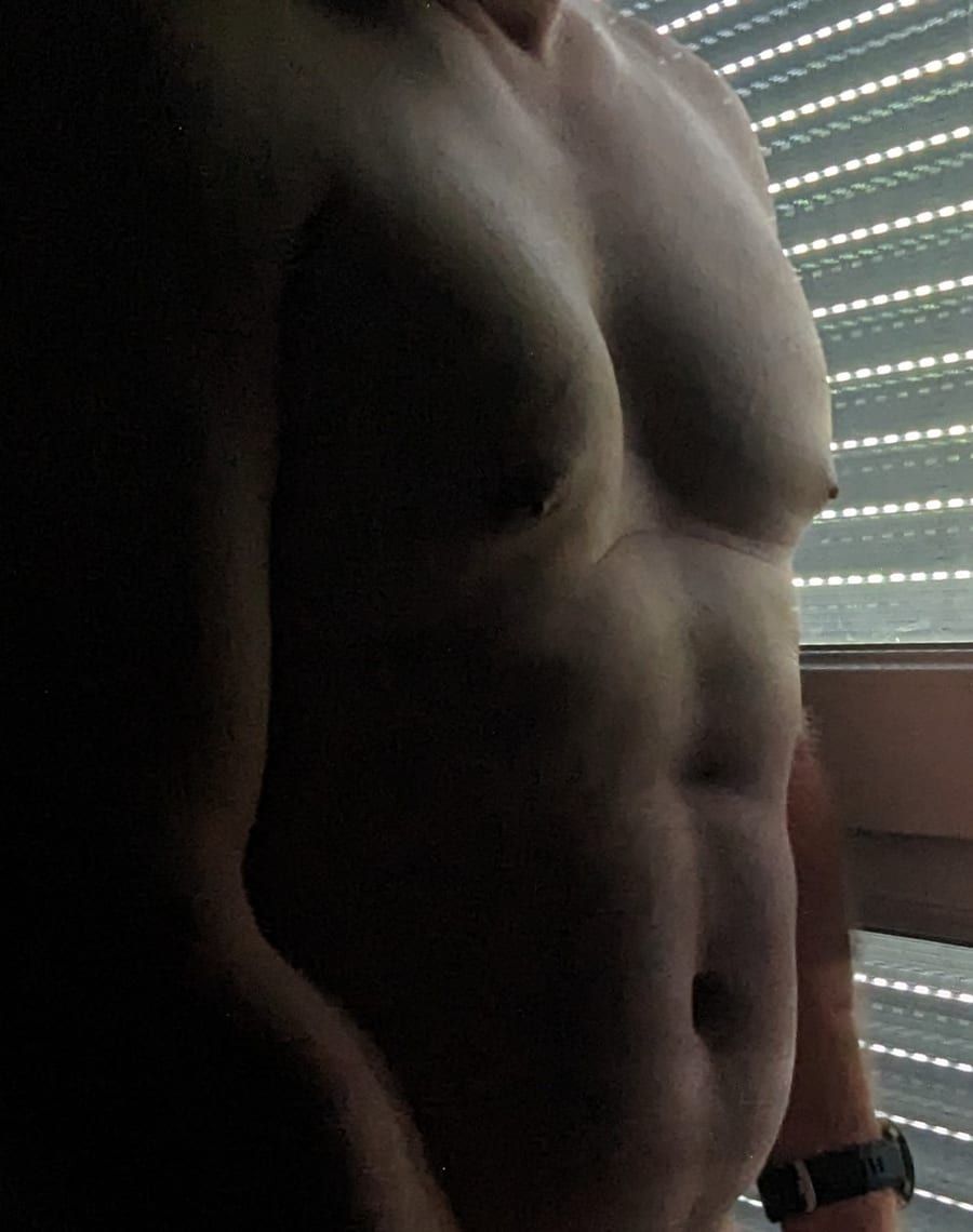 Profil de Azzedine, 43 ans, Annonces gay à Montbrelloz (Fribourg)
