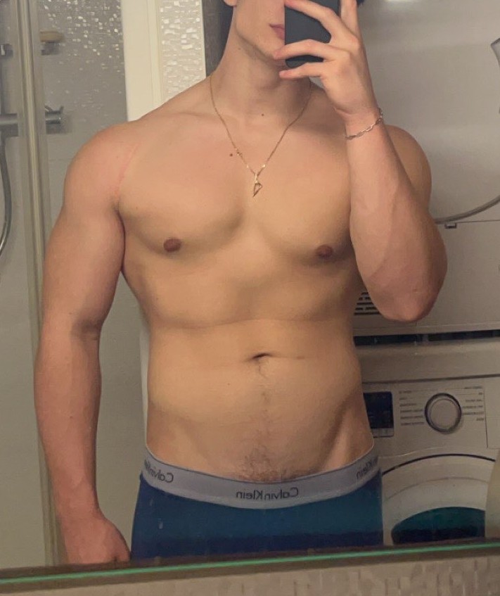 Profil de Geoffrey, 23 ans, Annonces gay à Rechthalten (Fribourg)