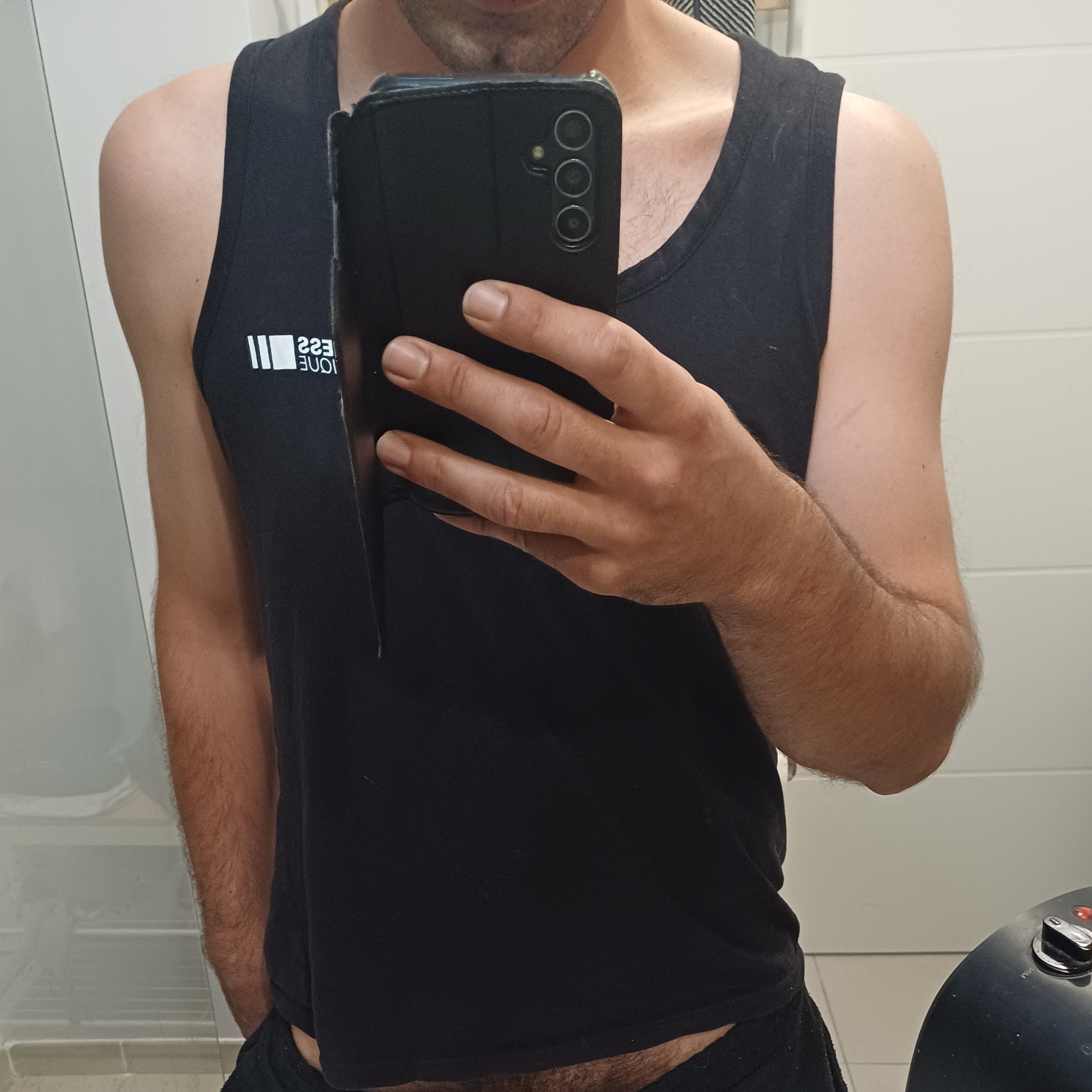 Profil de Massil, 42 ans, Annonces gay à Mossel (Fribourg)