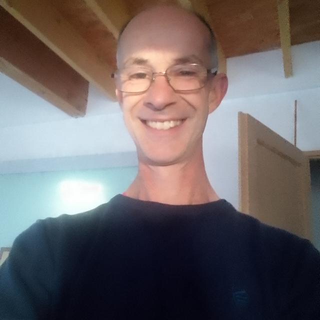 Profil de Warenn, 31 ans, Annonces gay à Alterswil FR (Fribourg)