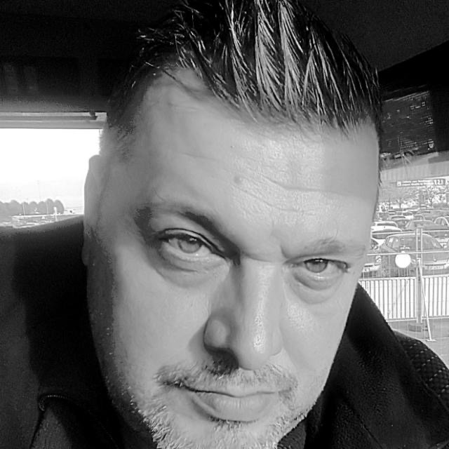Amane - Annonces gay à Domdidier Profil de Amane, 27 ans, Annonces gay à Domdidier (Fribourg)