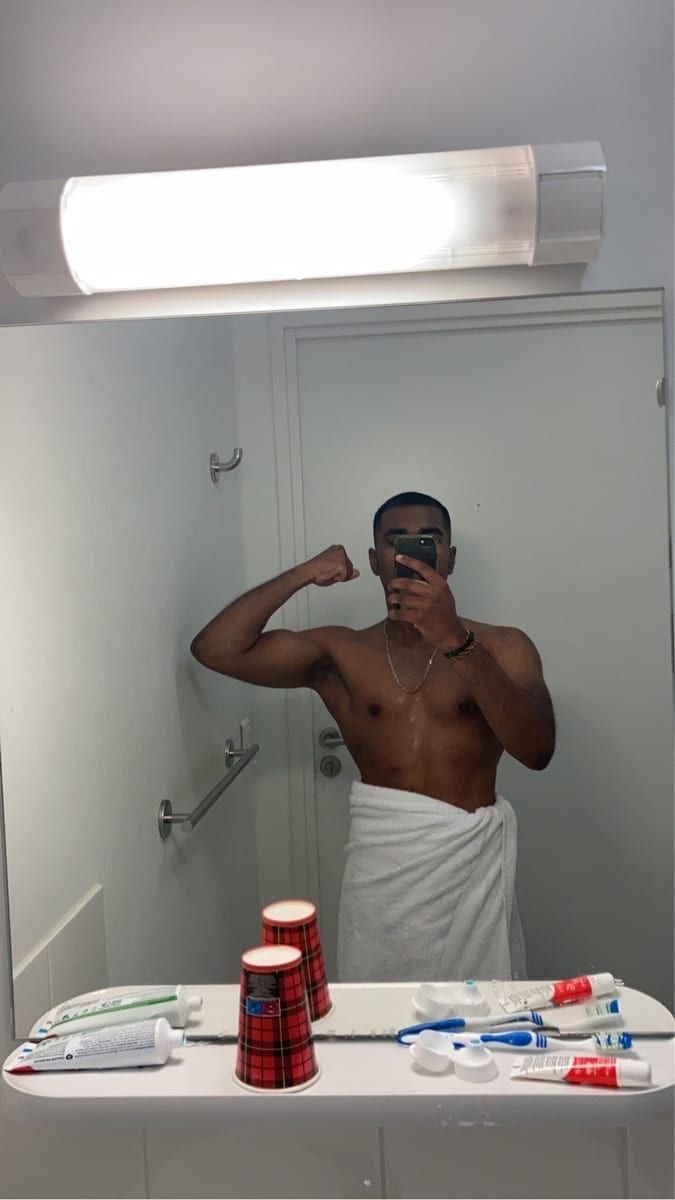 Profil de Elwenn, 39 ans, Annonces gay à Grolley (Fribourg)