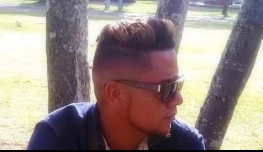 Timur - Annonces gay à Villarimboud Profil de Timur, 41 ans, Annonces gay à Villarimboud (Fribourg)