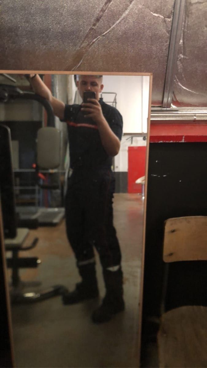 Profil de Willan, 22 ans, Annonces gay à Le Bry (Fribourg)