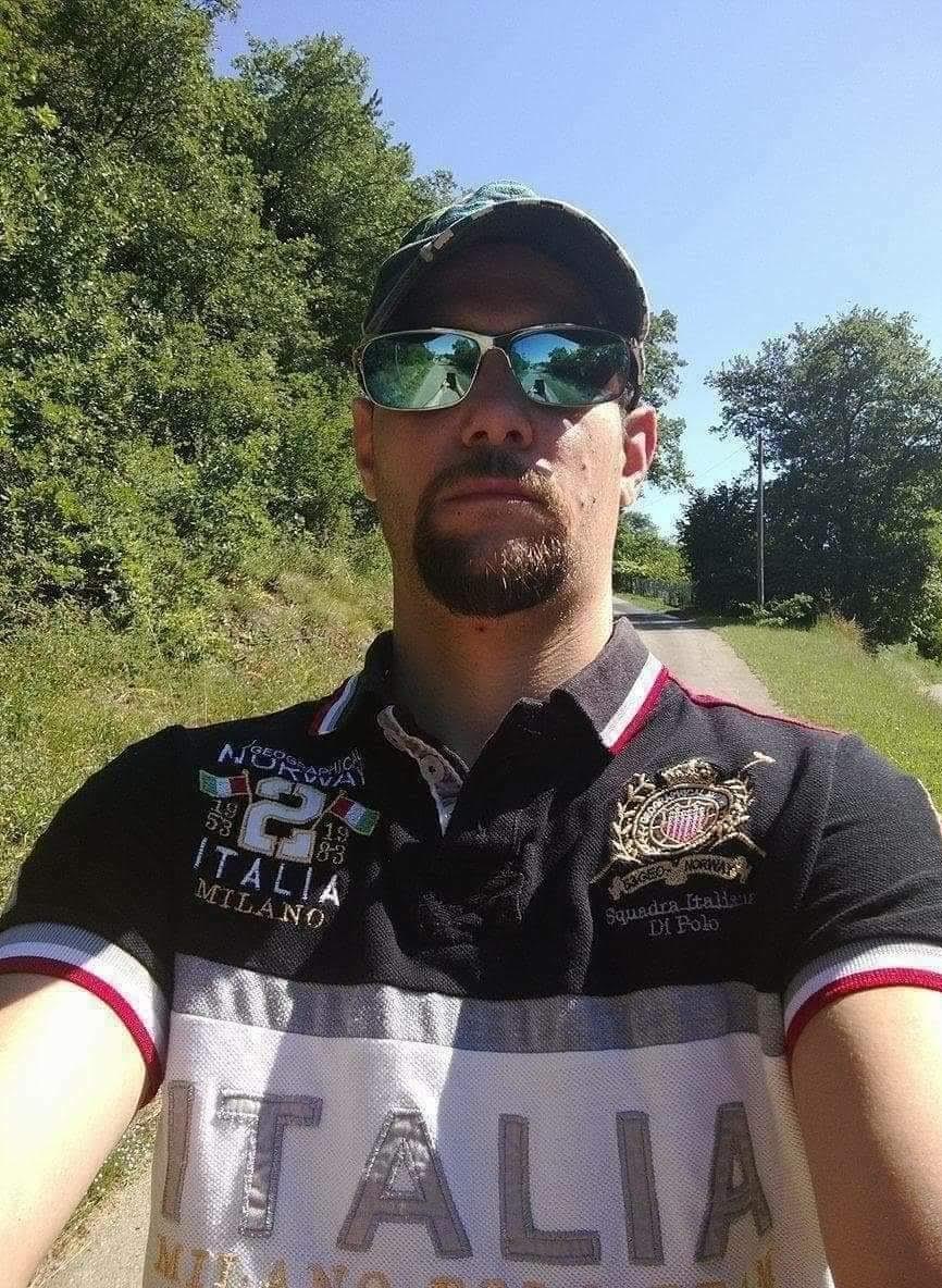 Profil de Gildas, 35 ans, Annonces gay mature à Treyfayes (Fribourg)