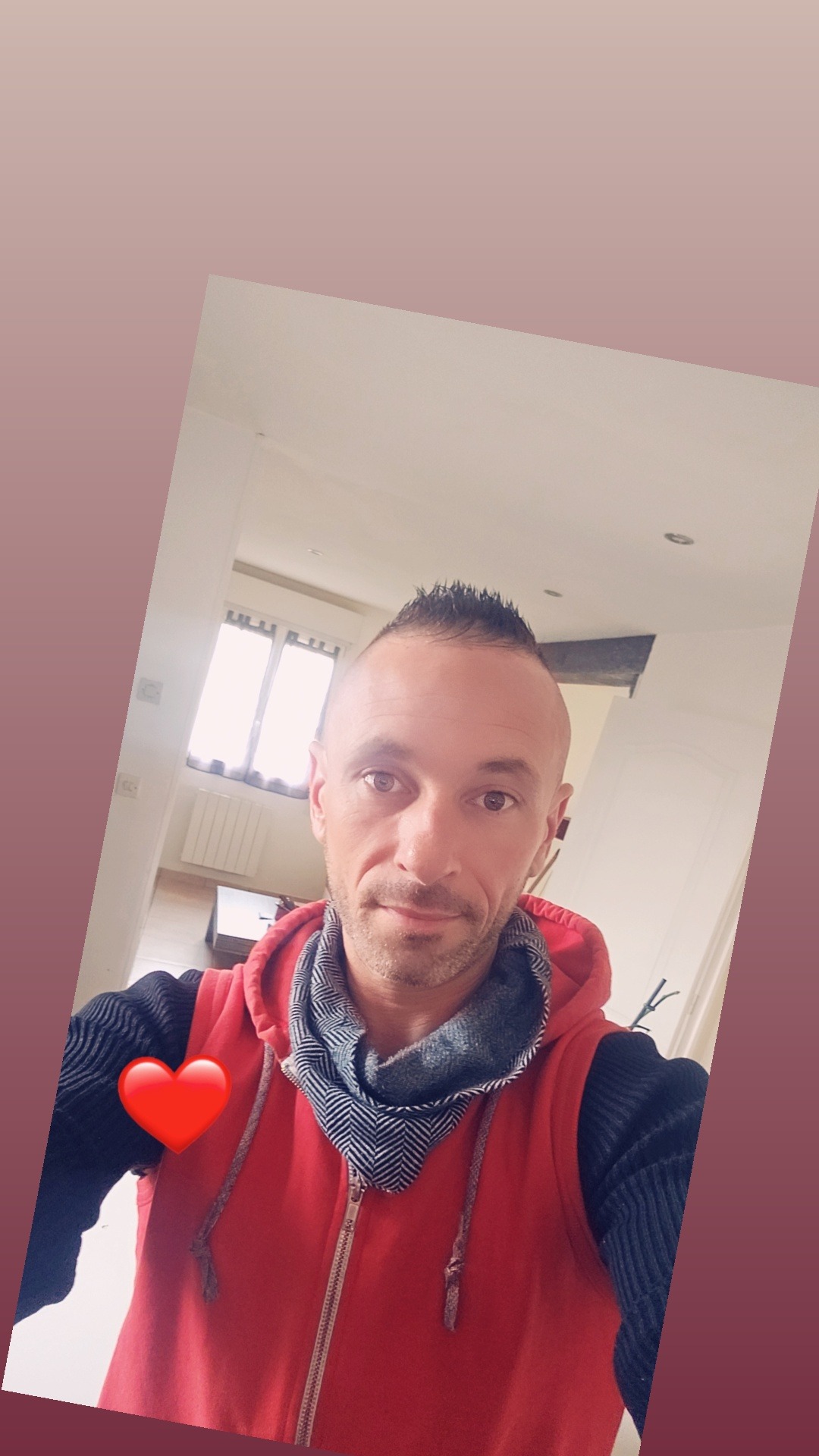Profil de Tareq, 26 ans, Annonces gay à Nuvilly (Fribourg)
