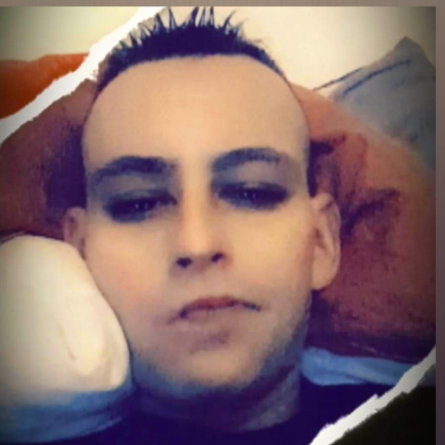 Profil de Zéphir, 41 ans, Annonces gay à Portalban (Fribourg)