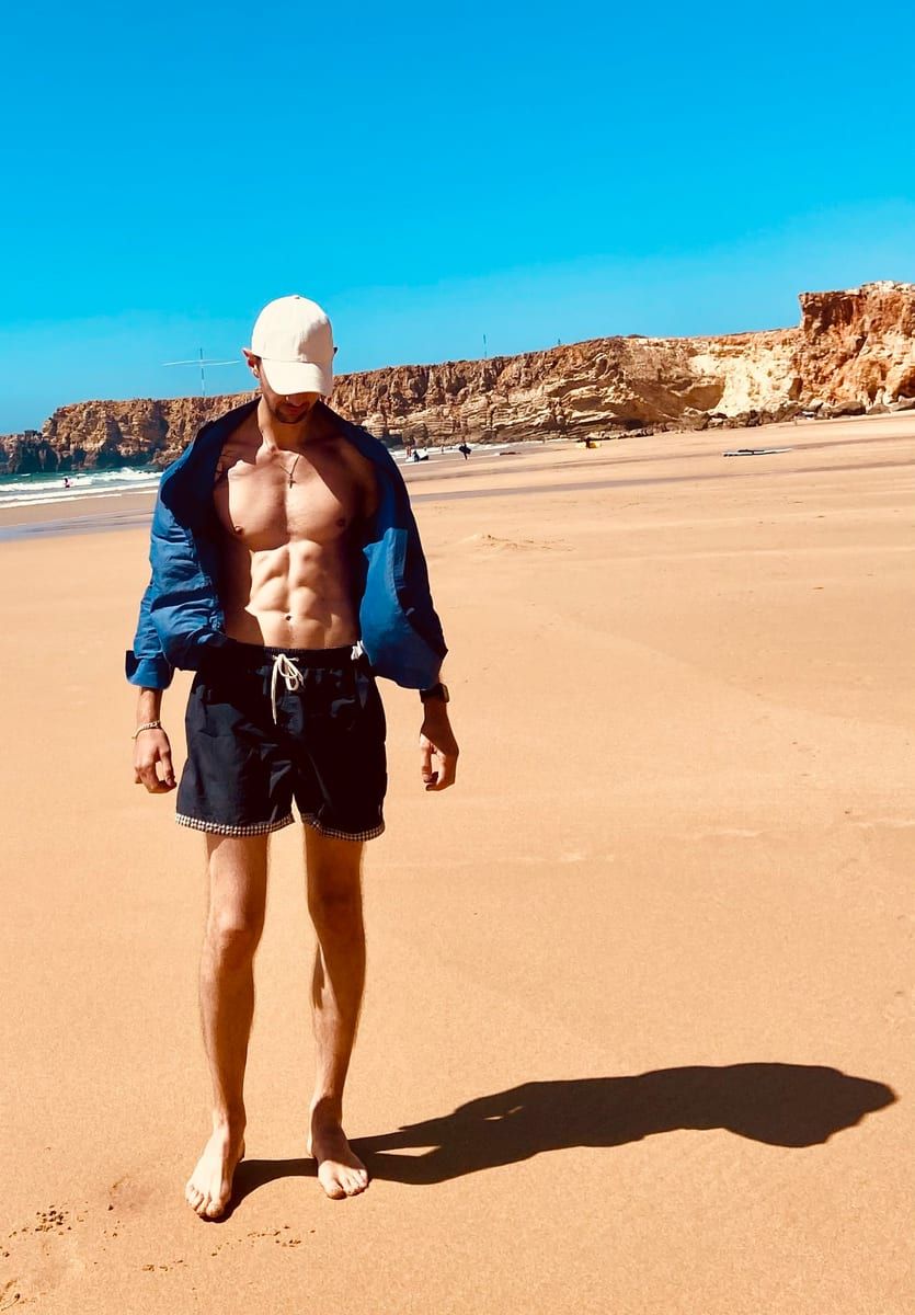 Rabah - Annonces gay à Villarimboud Profil de Rabah, 45 ans, Annonces gay à Villarimboud (Fribourg)