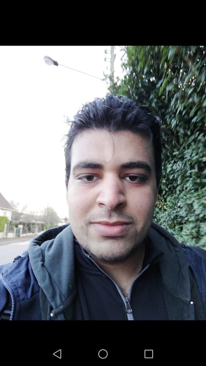 Profil de Bano, 24 ans, Annonces gay à Bösingen (Fribourg)
