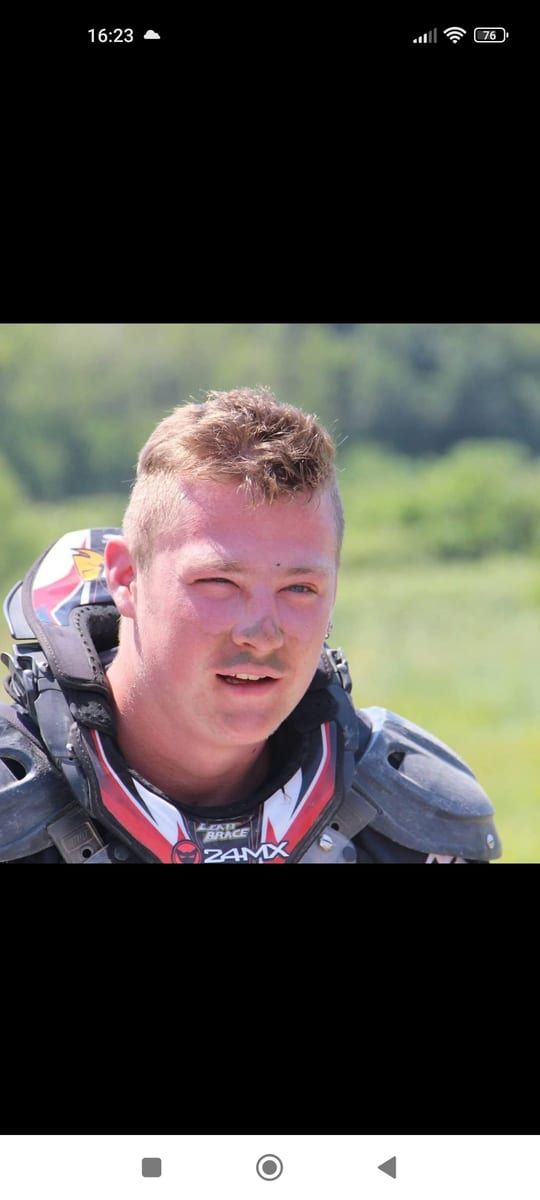 Profil de Brunel, 27 ans, Annonces gay à Montévraz (Fribourg)