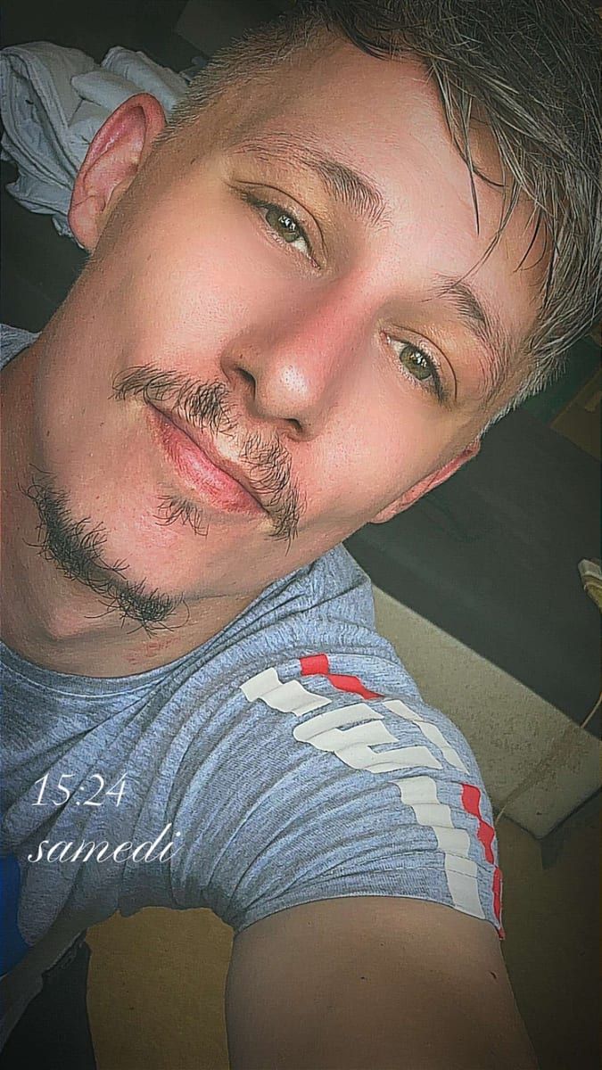Profil de Henrick, 22 ans, Annonces gay à Semsales (Fribourg)