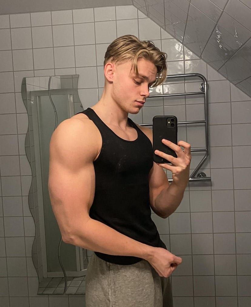 Profil de Brandy, 34 ans, Annonces gay à Châtillon FR (Fribourg)