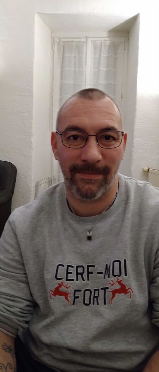 Profil de Damyan, 44 ans, Annonces gay à Grandvillard (Fribourg)