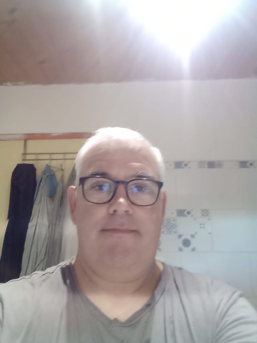 Heaven - Annonces gay à Estévenens Profil de Heaven, 23 ans, Annonces gay à Estévenens (Fribourg)