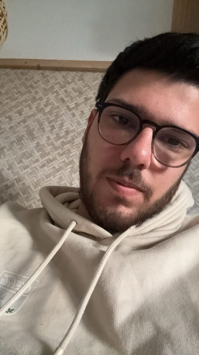 Profil de Nyl, 23 ans, Annonces gay arabe à Posat (Fribourg)