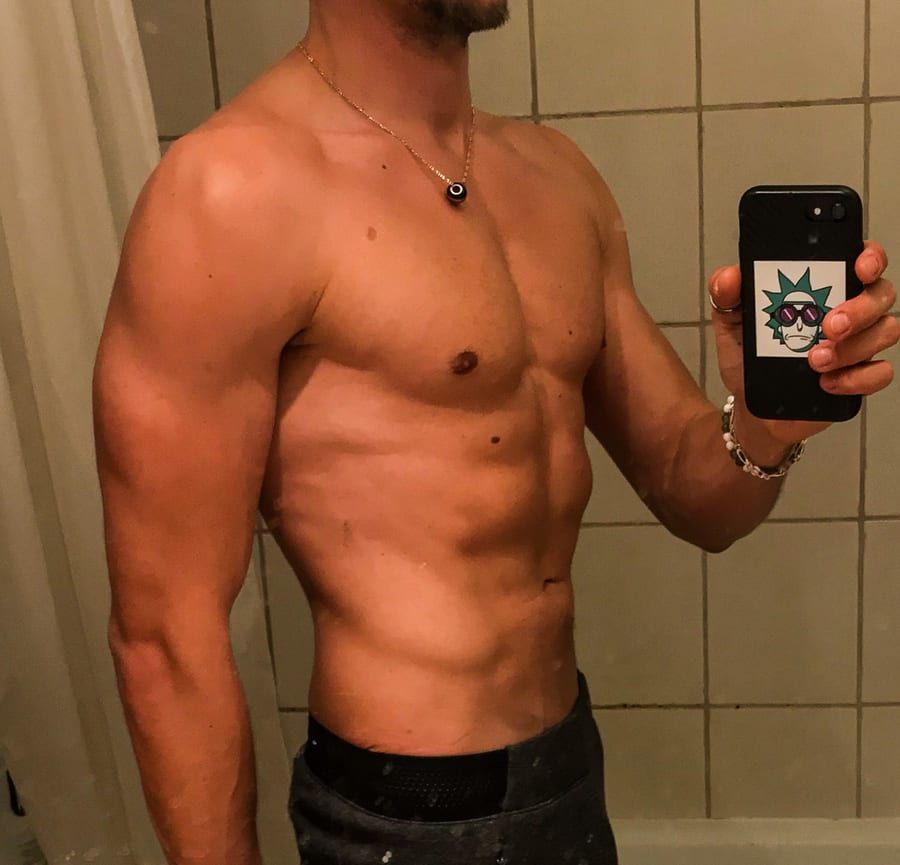Profil de Tchad, 32 ans, Annonces gay à Vuarmarens (Fribourg)