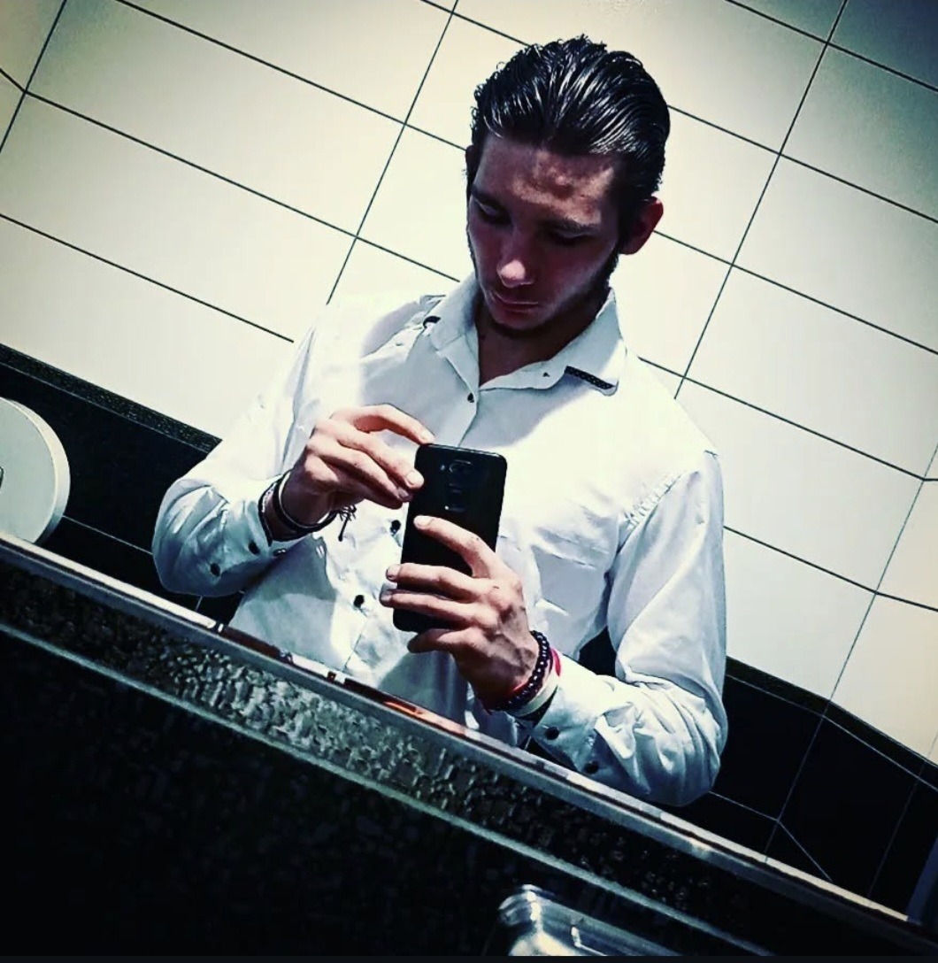 Profil de Mahdy, 25 ans, Annonces gay à St. Ursen (Fribourg)