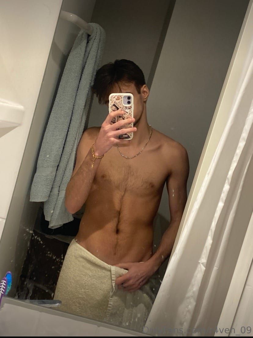 Profil de Thony, 29 ans, Annonces gay arabe à Muntelier (Fribourg)