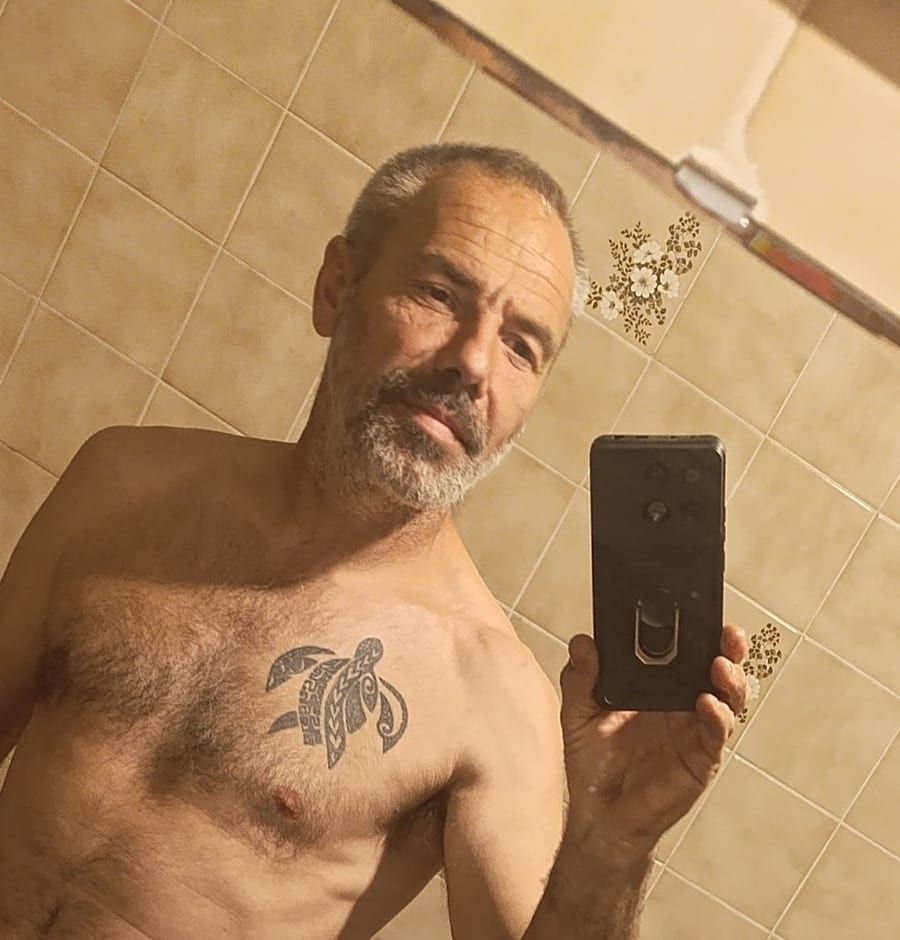Profil de Horace, 45 ans, Annonces gay arabe à Blessens (Fribourg)