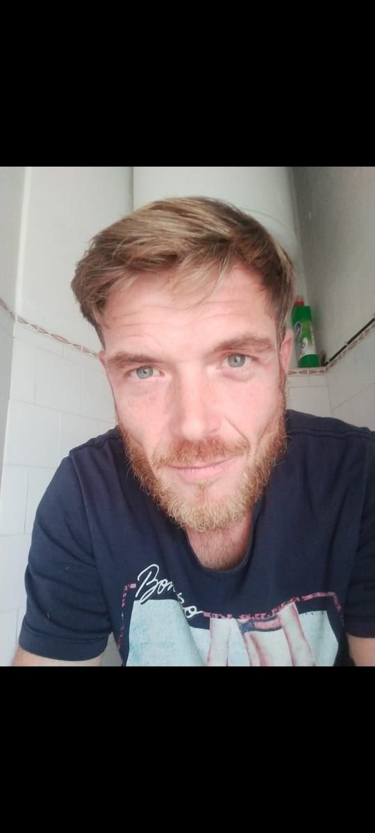 Profil de Abdelazize, 30 ans, Annonces gay à Orsonnens (Fribourg)
