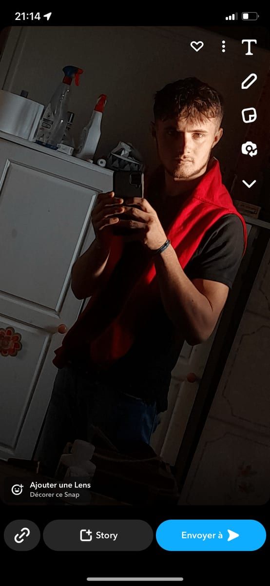 Profil de Jourdan, 41 ans, Annonces gay à La Roche FR (Fribourg)