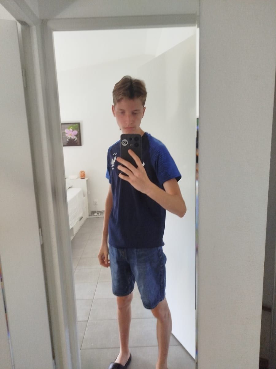 Profil de Jean-edouard, 30 ans, Annonces gay à Clavaleyres (Fribourg)