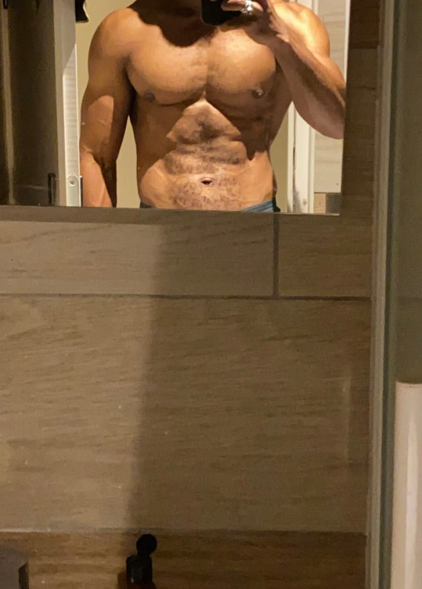 Profil de Adriel, 22 ans, Annonces gay à La Corbaz (Fribourg)