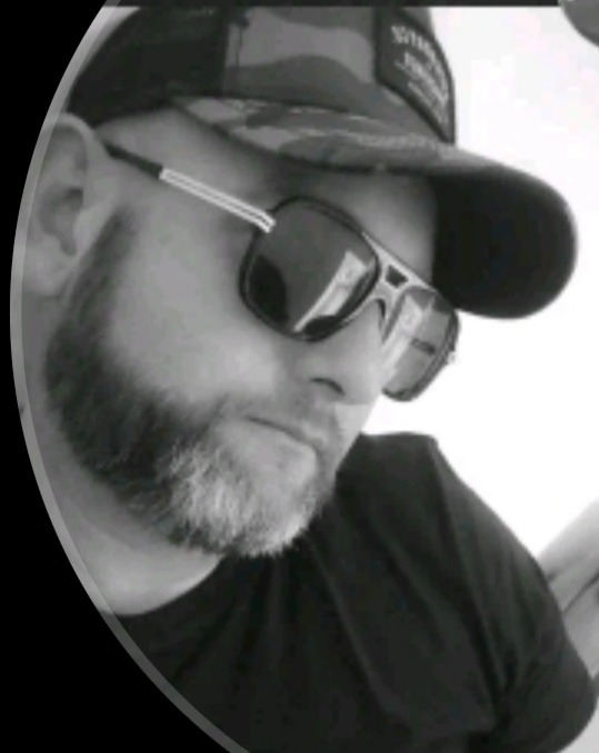 Profil de Ludovico, 42 ans, Annonces gay à Greng (Fribourg)