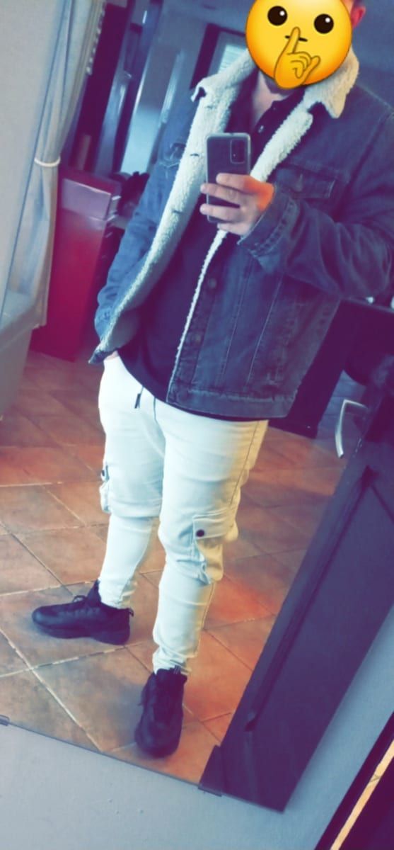 Profil de Eness, 42 ans, Annonces gay à Portalban (Fribourg)