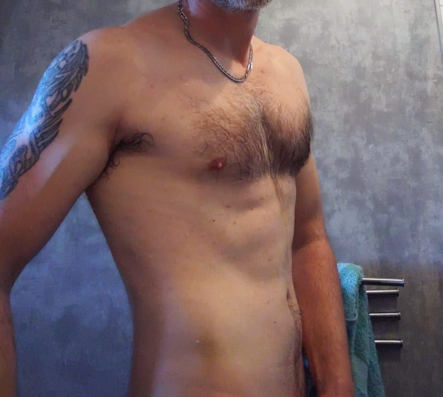 Profil de Adams, 30 ans, Annonces gay arabe à Dompierre FR (Fribourg)