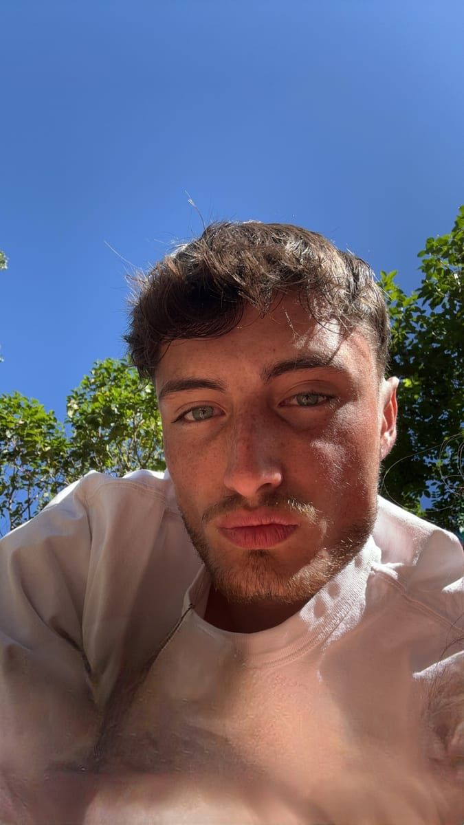 Profil de Miloude, 41 ans, Annonces gay arabe à Morlon (Fribourg)