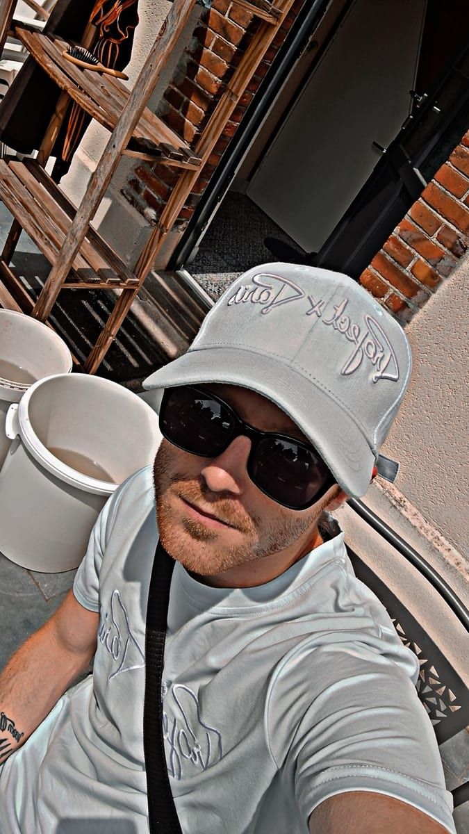 Profil de Yousri, 26 ans, Annonces gay à Guin (Fribourg)