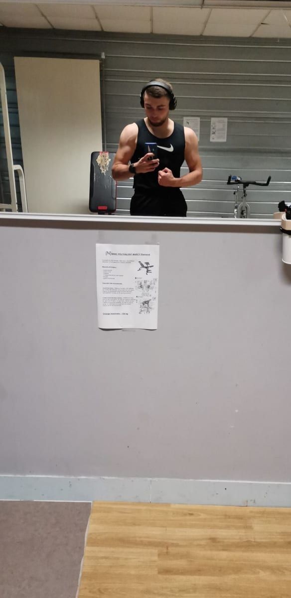 Profil de Jaures, 37 ans, Annonces gay à St-Martin FR (Fribourg)