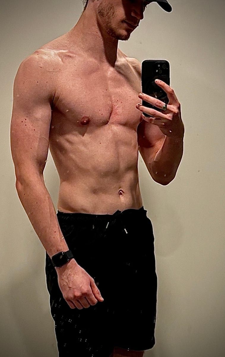 Profil de Yves, 45 ans, Annonces gay à Grolley (Fribourg)
