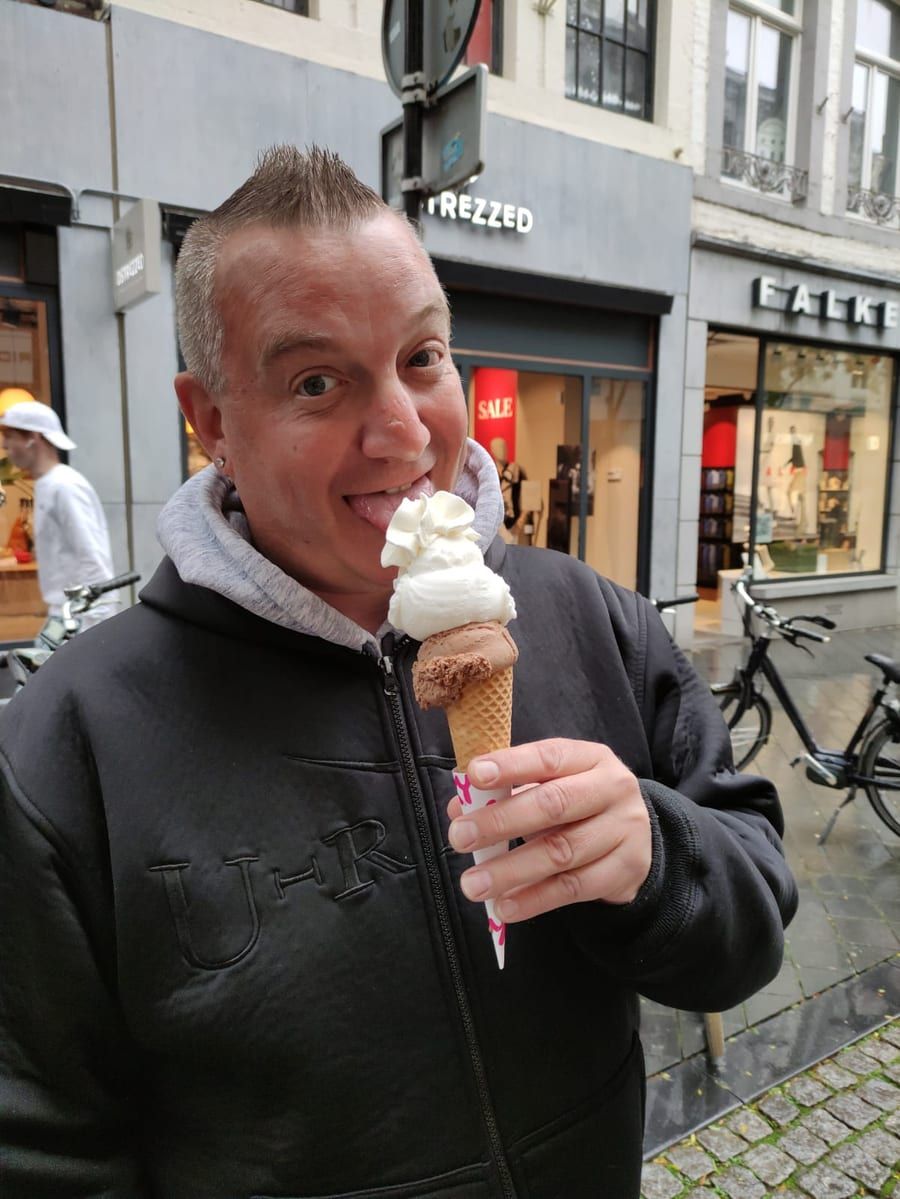 Profil de Slevin, 41 ans, Annonces gay à Zumholz (Fribourg)