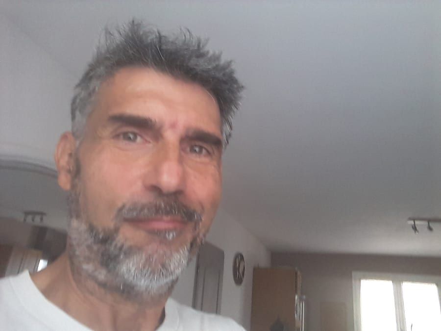 Profil de Drazic, 31 ans, Annonces gay arabe à Muntelier (Fribourg)